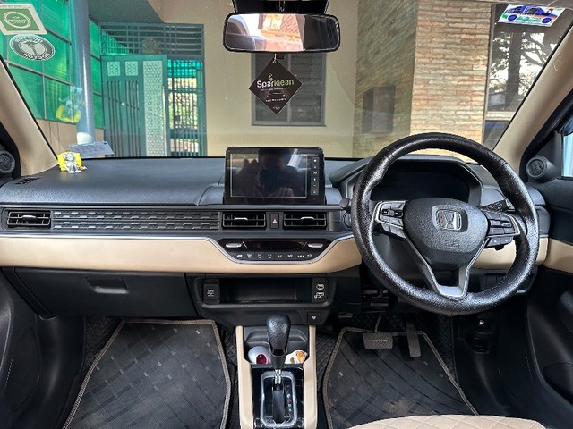 Second-hand 2025 Honda Amaze ZX CVT for sale in Dharwad-6