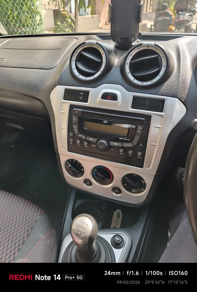 Second-hand 2012 Ford Figo Diesel EXI for sale in Baraut-8