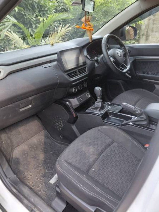 Second-hand 2021 Renault Kiger RXL AMT for sale in Guntur-4