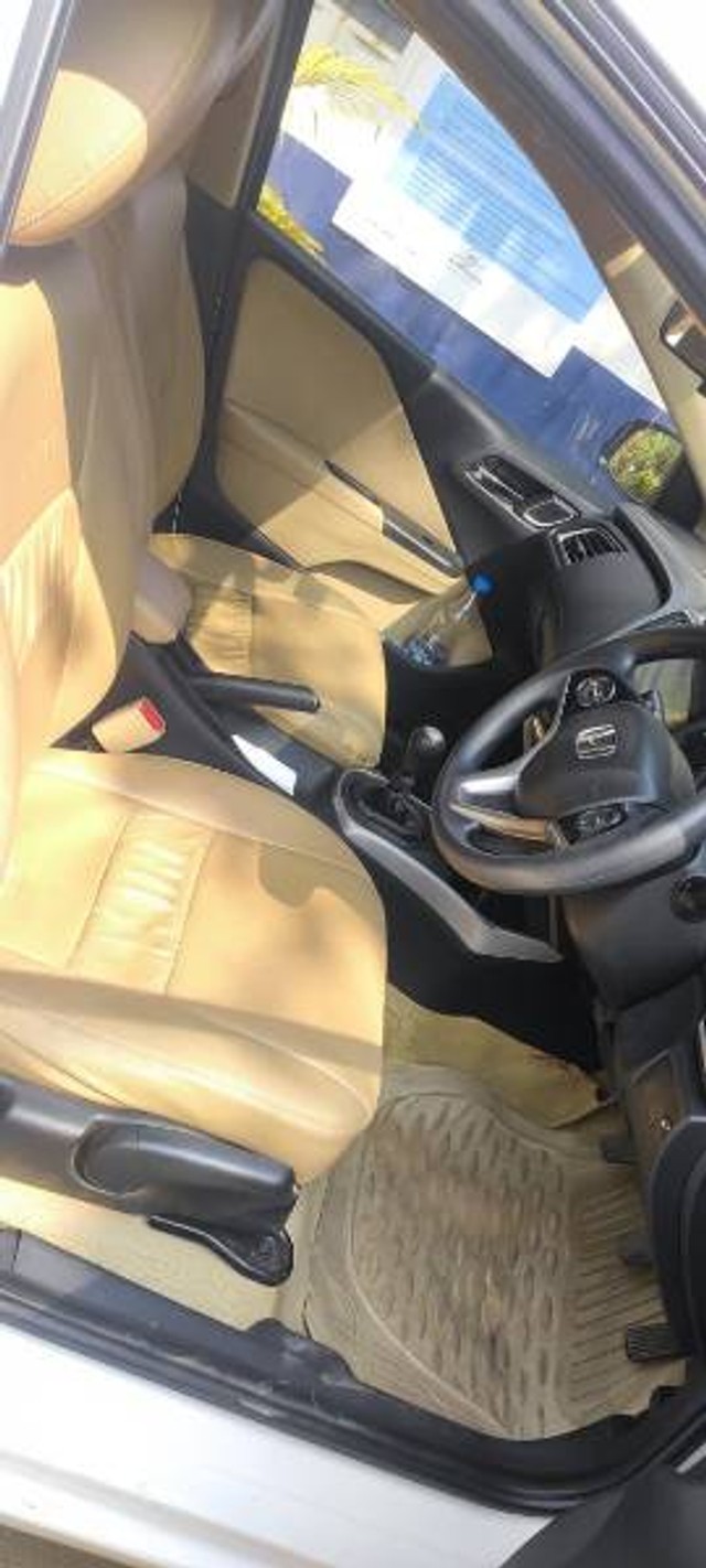 Second-hand 2019 Honda City i-VTEC V for sale in Panvel-5