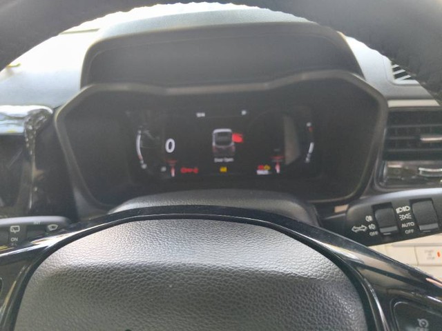 Second-hand 2025 Mahindra XUV 3XO AX5 Diesel for sale in Ongole-1