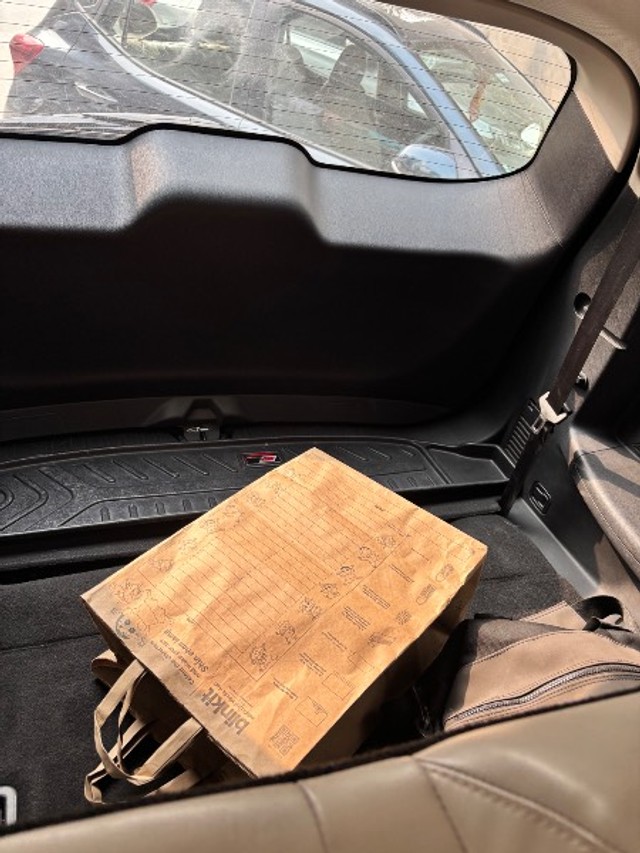 Second-hand 2024 Mahindra XUV700 AX7 6Str AT for sale in Gautam Buddha Nagar-5