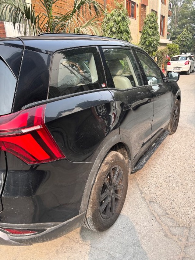Second-hand 2024 Mahindra XUV700 AX7 6Str AT for sale in Gautam Buddha Nagar-4