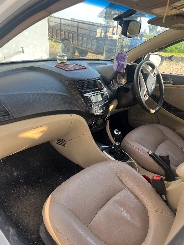 Second-hand 2011 Hyundai Verna 1.6 SX for sale in Amritsar-1