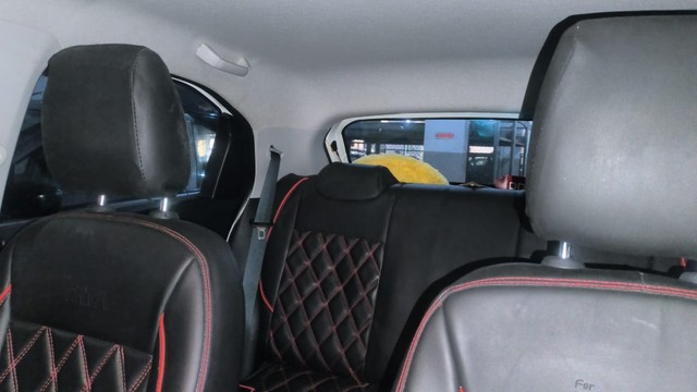 Tata Punch Accomplished AMT BSVI Second-hand 2023 Tata Punch Accomplished AMT BSVI for sale in Raigad-3