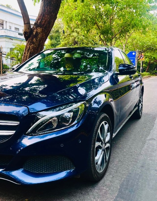 Second-hand 2017 Mercedes-Benz C-Class C 200 Avantgarde Edition C for sale in New Delhi-4
