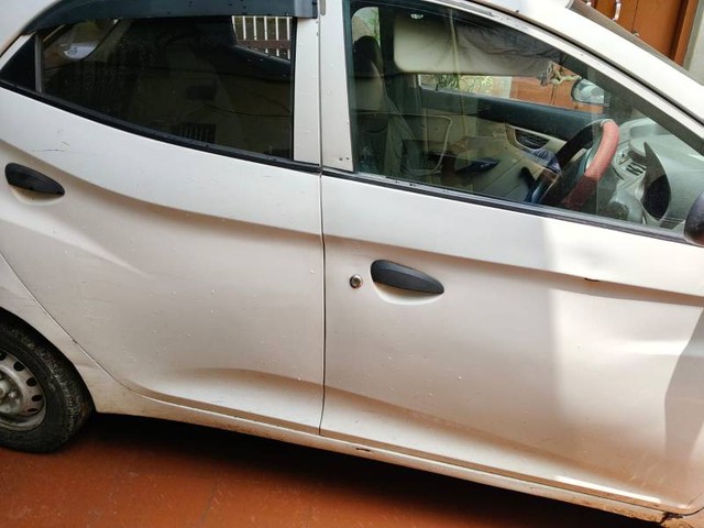 Second-hand 2013 Hyundai EON Magna Optional for sale in Rohtak-8