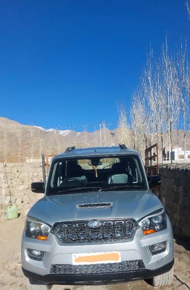 Second-hand 2017 Mahindra Scorpio 1.99 S10 for sale in Leh-3