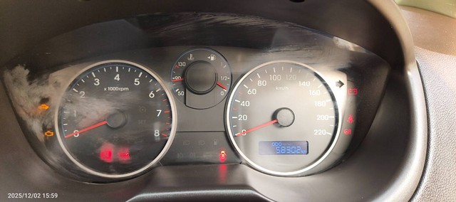 Hyundai i20 Magna Second-hand 2013 Hyundai i20 Magna for sale in Rajkot-5