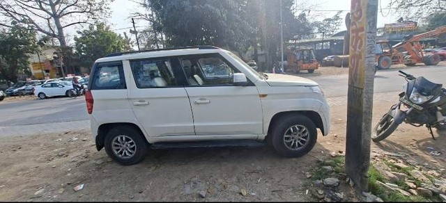 Second-hand 2018 Mahindra TUV 300 T8 for sale in Rampur-1