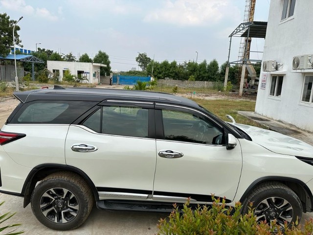 Toyota Fortuner Legender 4x4 AT 2023 Second-hand 2021 Toyota Fortuner Legender 4x4 AT 2023 for sale in Hyderabad-1