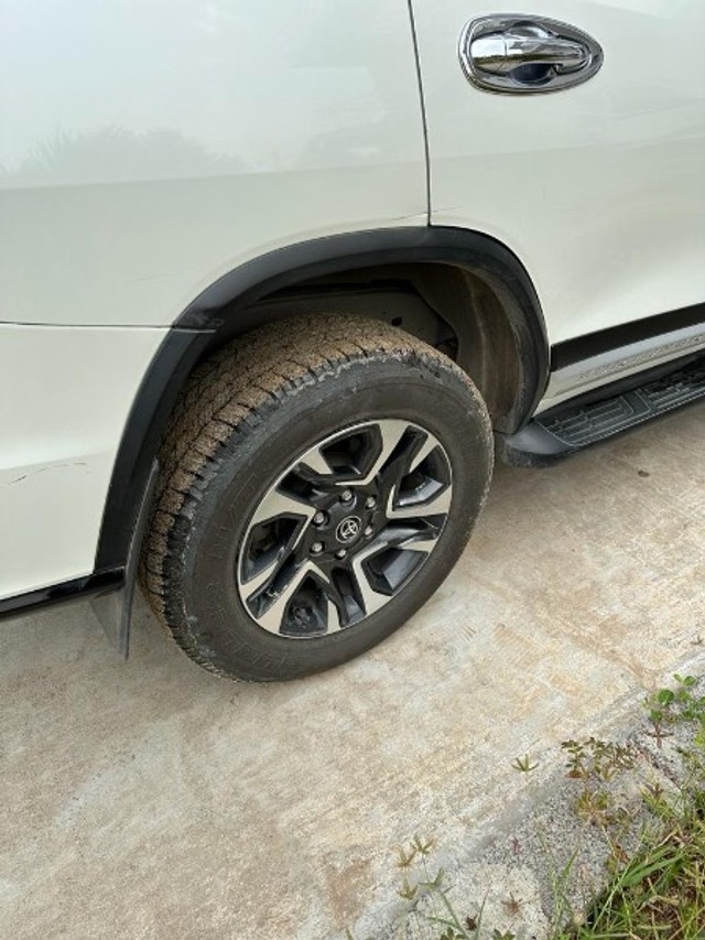 Toyota Fortuner Legender 4x4 AT 2023 Second-hand 2021 Toyota Fortuner Legender 4x4 AT 2023 for sale in Hyderabad-5