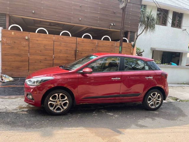 Second-hand 2018 Hyundai i20 1.2 Asta Option for sale in Raipur-1