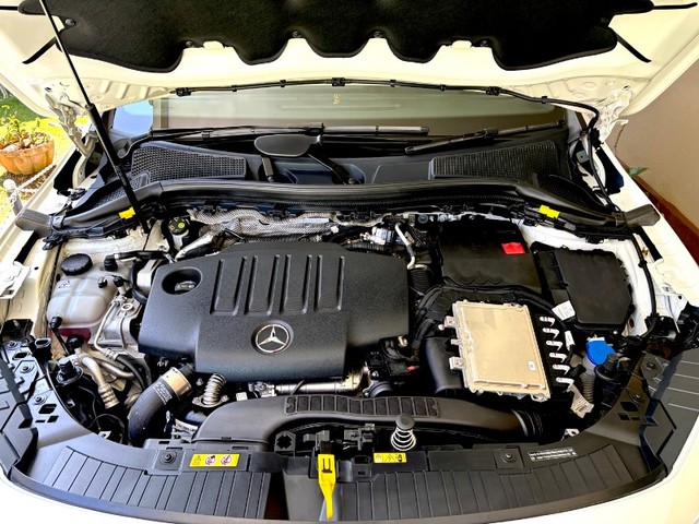 Mercedes-Benz GLA 220d 4MATIC AMG Line Second-hand 2025 Mercedes-Benz GLA 220d 4MATIC AMG Line for sale in Bangalore-5