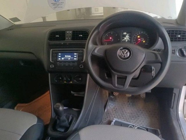Second-hand 2017 Volkswagen Polo 1.5 TDI Comfortline for sale in Pune-2