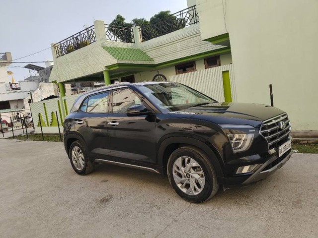 Second-hand 2023 Hyundai Creta SX for sale in Bareilly-12