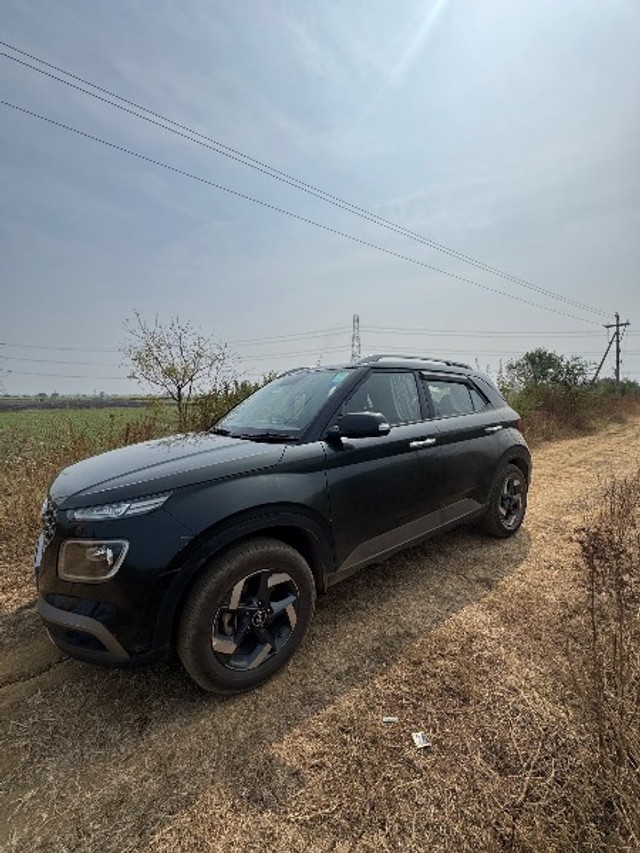 Second-hand 2019 Hyundai Venue SX Opt Turbo BSIV for sale in Bemetara-4