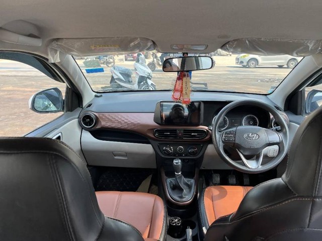 Second-hand 2022 Hyundai Aura S CNG for sale in Roorkee-2