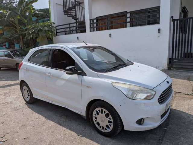 Second-hand 2015 Ford Figo 1.2 Trend Plus MT for sale in Jabalpur-5