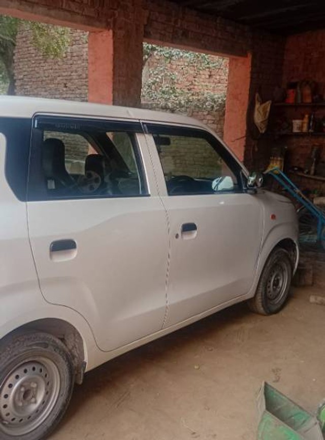 Second-hand 2020 Maruti Suzuki Wagon R CNG LXI for sale in Baghpat-5