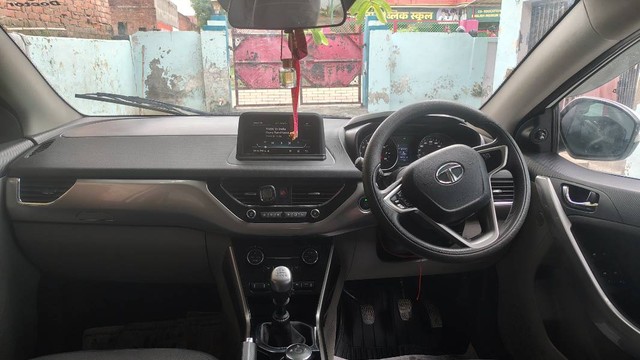 Tata Nexon 1.5 Revotorq XZ Plus Second-hand 2017 Tata Nexon 1.5 Revotorq XZ Plus for sale in Allahabad-2