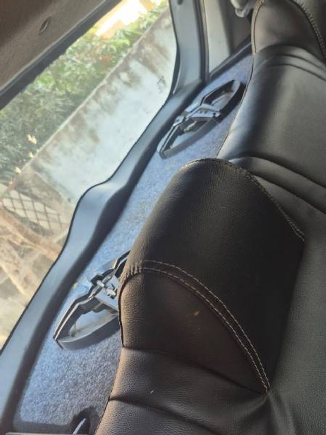 Second-hand 2022 Maruti Swift LXI BSVI for sale in Meerut-2