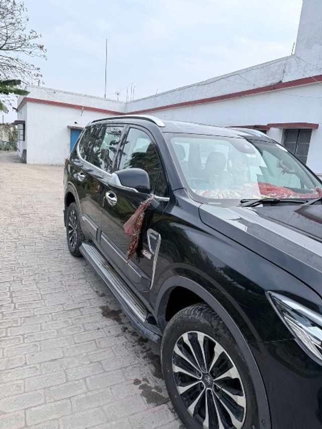 Second-hand 2021 MG Gloster Savvy 6-Str for sale in Patna-12