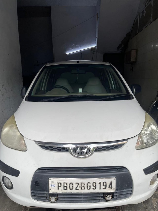 Hyundai i10 Era 1.1 Second-hand 2010 Hyundai i10 Era 1.1 for sale in Amritsar-1