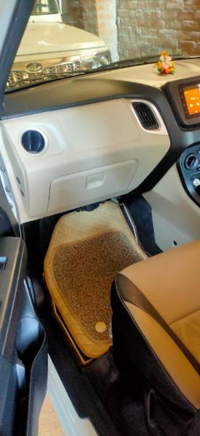 Second-hand 2020 Maruti Suzuki Wagon R ZXI 1.2 for sale in Kanpur-12