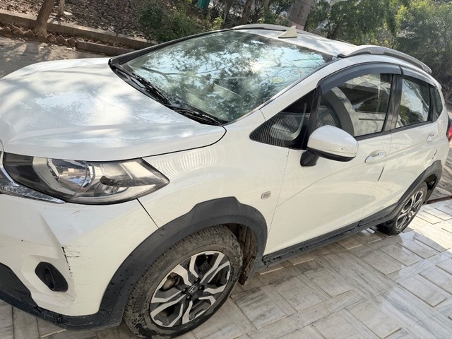 Second-hand 2018 Honda WR-V i-DTEC S for sale in Meerut-4