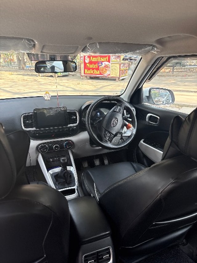 Hyundai Venue S 2023-2025 Second-hand 2023 Hyundai Venue S 2023-2025 for sale in Amritsar-6