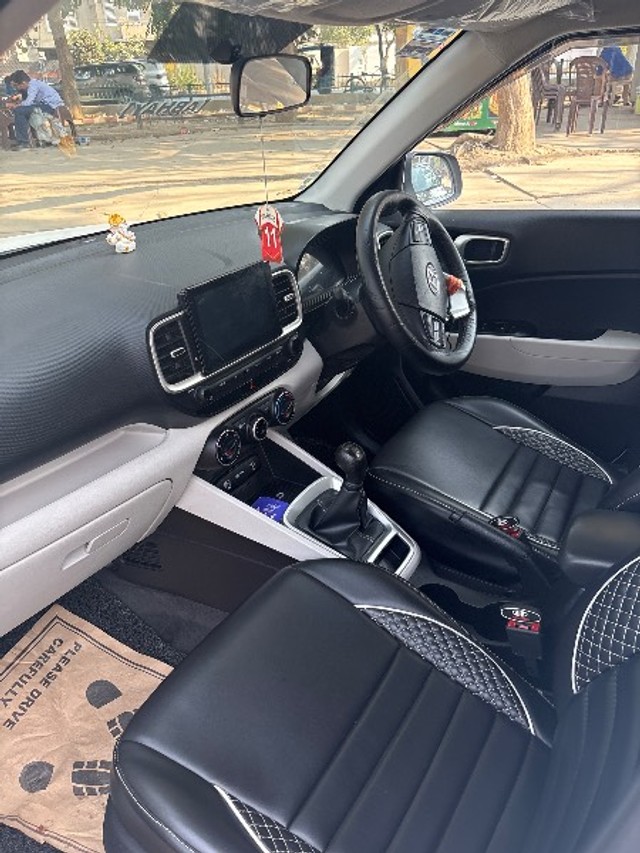 Hyundai Venue S 2023-2025 Second-hand 2023 Hyundai Venue S 2023-2025 for sale in Amritsar-5