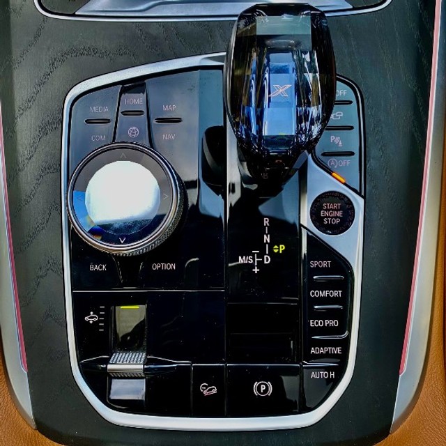 Second-hand 2022 BMW X7 xDrive30d DPE Signature for sale in Mumbai-10