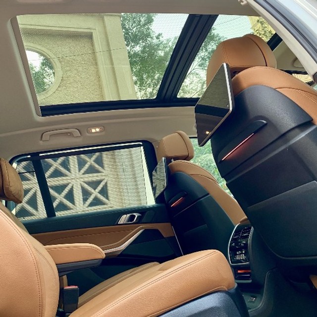 Second-hand 2022 BMW X7 xDrive30d DPE Signature for sale in Mumbai-4