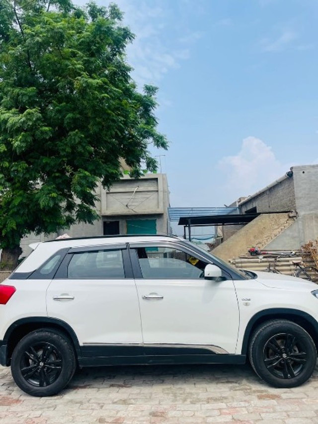 Second-hand 2018 Maruti Suzuki Vitara Brezza VDi Option for sale in Sangrur-7