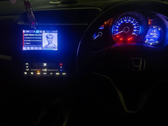 Second-hand 2018 Honda WR-V i-VTEC VX for sale in Guwahati-5