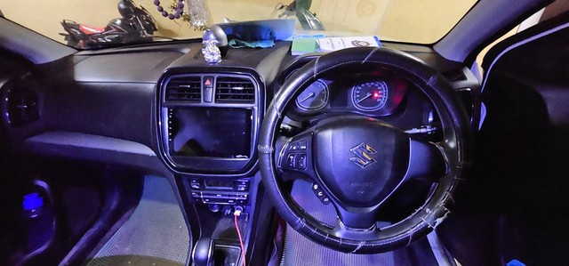 Second-hand 2018 Maruti Suzuki Vitara Brezza ZDi AMT for sale in Faizabad-3