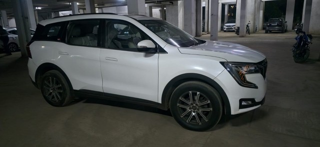 Second-hand 2022 Mahindra XUV700 AX7 Diesel BSVI for sale in Nashik-7