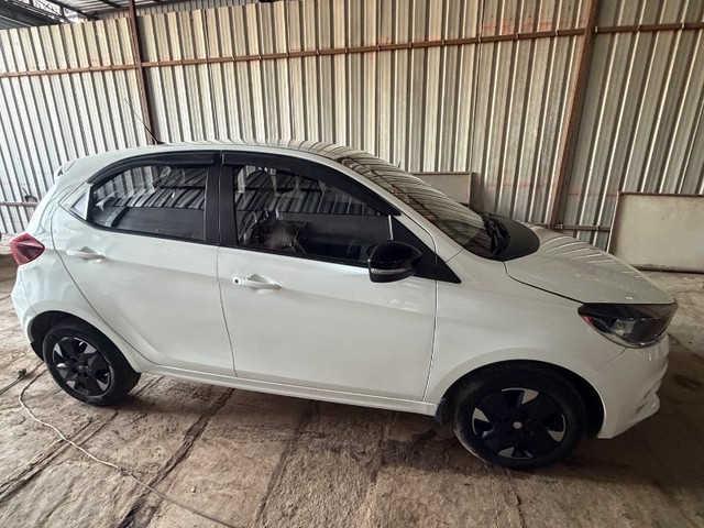 Second-hand 2025 Tata Tiago XT CNG for sale in Neemuch-1