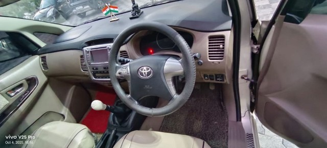 Toyota Innova 2.5 G (Diesel) 7 Seater BS IV Second-hand 2016 Toyota Innova 2.5 G (Diesel) 7 Seater BS IV for sale in Akola-11