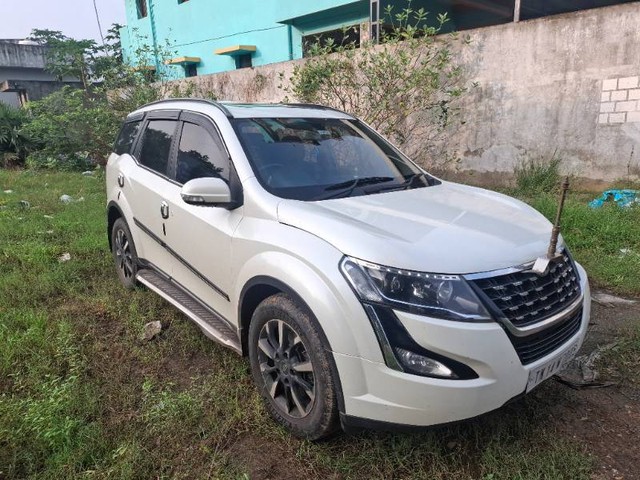 Second-hand 2020 Mahindra XUV500 W11 FWD Diesel for sale in Tiruvallur-1