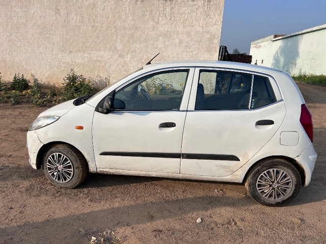 Second-hand 2011 Hyundai i10 Era for sale in Charkhi Dadri-3
