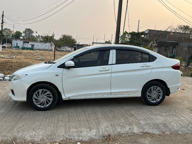Second-hand 2014 Honda City i DTEC E for sale in Raisen-2