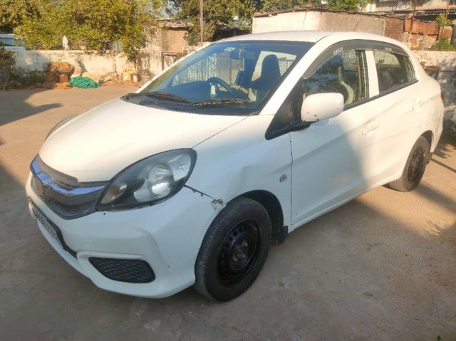 Second-hand 2017 Honda Amaze E i-VTEC for sale in Himatnagar-3
