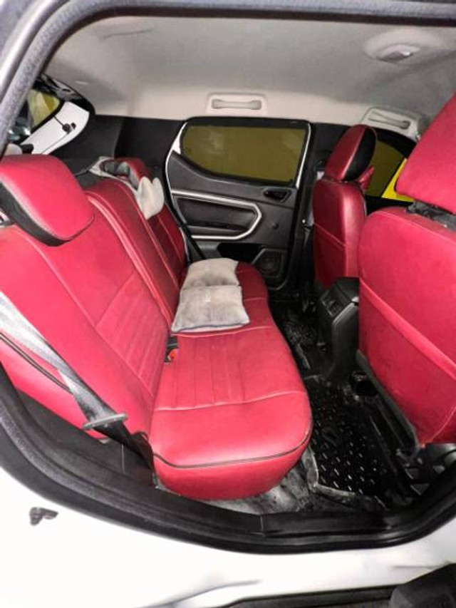 Second-hand 2022 Renault Kiger RXZ Turbo for sale in Kamrup-5