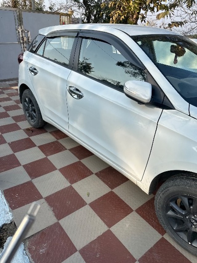 Second-hand 2018 Hyundai i20 1.2 Asta for sale in Hoshiarpur-2