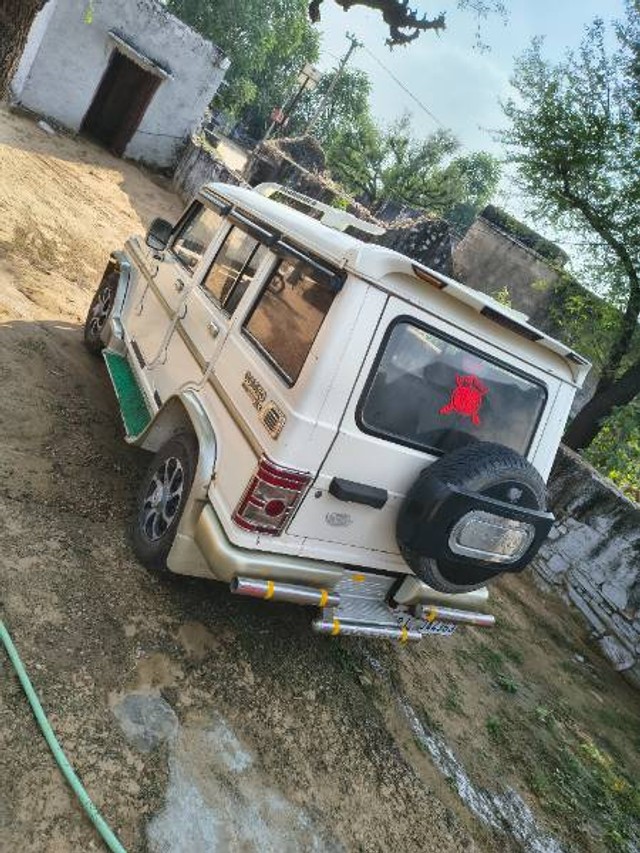 Second-hand 2011 Mahindra Bolero SLX 2WD BSIII for sale in Palsana-1