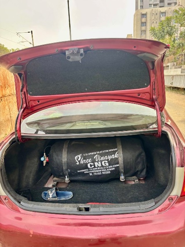 Second-hand 2009 Toyota Corolla Altis G for sale in Ahmedabad-4