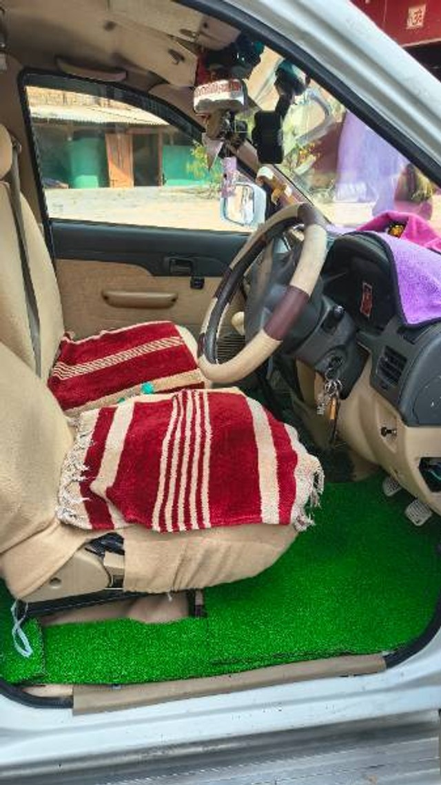 Chevrolet Tavera Neo 3 LS 10 Seats BSIII Second-hand 2017 Chevrolet Tavera Neo 3 LS 10 Seats BSIII for sale in Dewas-6