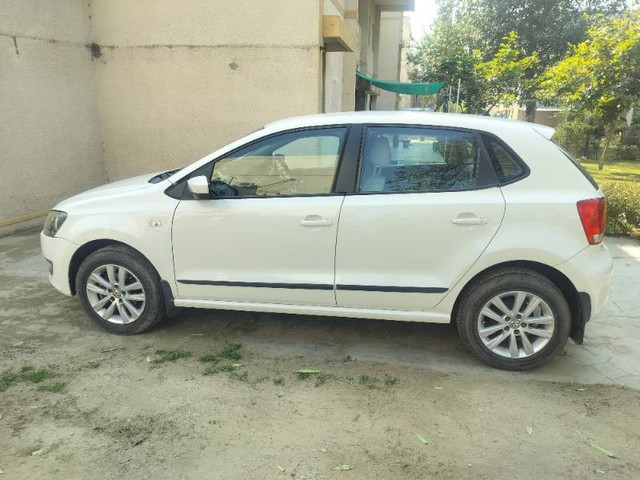 Second-hand 2013 Volkswagen Polo Highline Breeze for sale in Sangrur-3